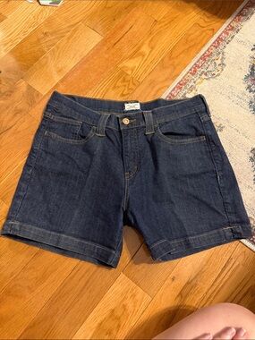 Dark wash Levi jeans